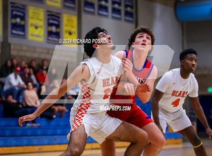 Thumbnail 1 in Selma vs. Reno photogallery.