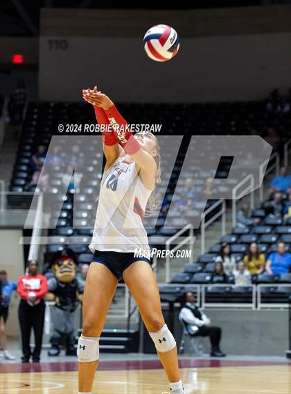 Thumbnail 2 in Wimberley vs. Randall (UIL 4A Volleyball Division II Final) photogallery.