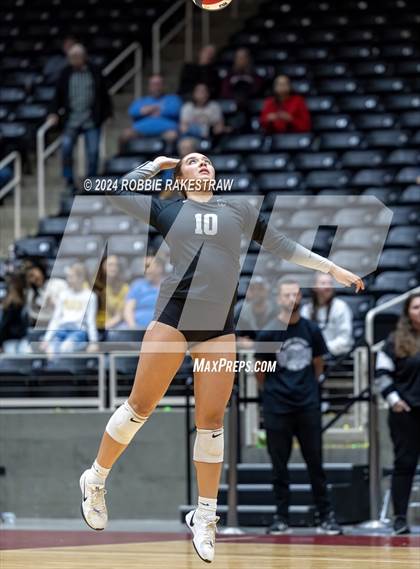 Thumbnail 2 in Wimberley vs. Randall (UIL 4A Volleyball Division II Final) photogallery.