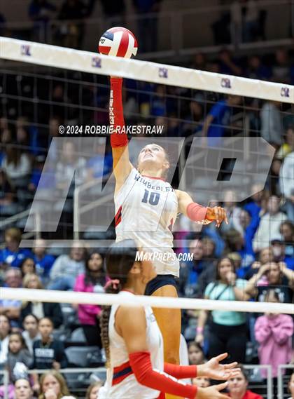 Thumbnail 2 in Wimberley vs. Randall (UIL 4A Volleyball Division II Final) photogallery.