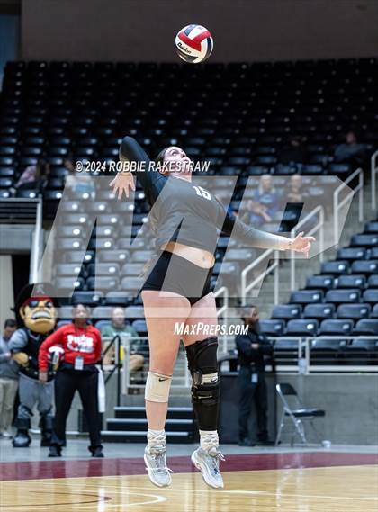 Thumbnail 2 in Wimberley vs. Randall (UIL 4A Volleyball Division II Final) photogallery.