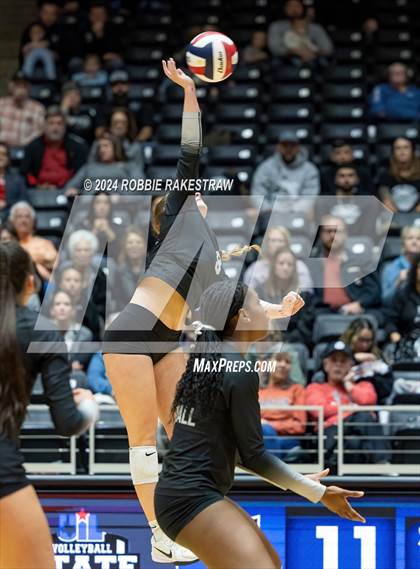 Thumbnail 1 in Wimberley vs. Randall (UIL 4A Volleyball Division II Final) photogallery.