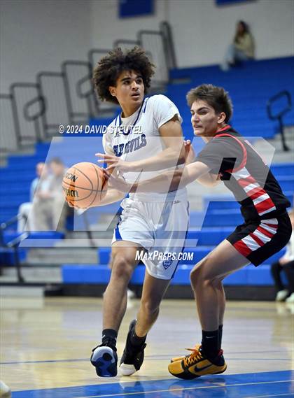 Thumbnail 1 in Futures @ Davis Sr. (Les Curry Invitational) photogallery.