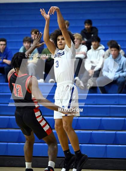 Thumbnail 2 in Futures @ Davis Sr. (Les Curry Invitational) photogallery.