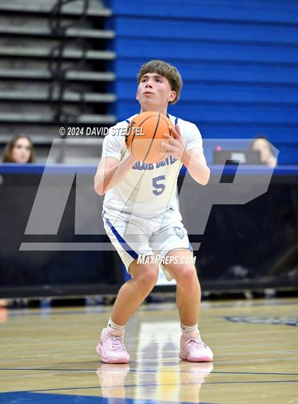Thumbnail 2 in Futures @ Davis Sr. (Les Curry Invitational) photogallery.