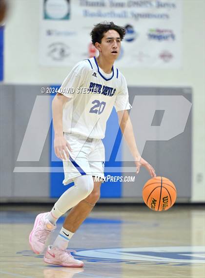 Thumbnail 3 in Futures @ Davis Sr. (Les Curry Invitational) photogallery.