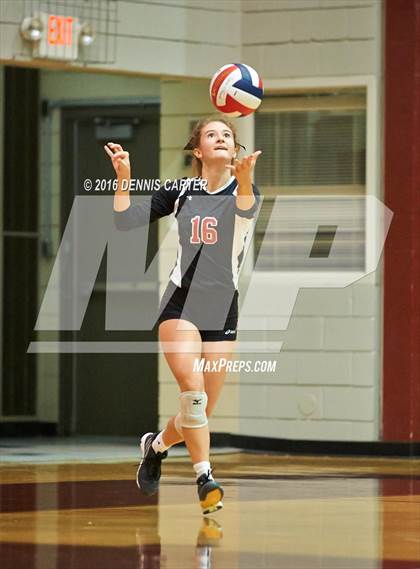 Thumbnail 3 in Savannah Christian vs. Calvary Day (GHSA 1A Final) photogallery.