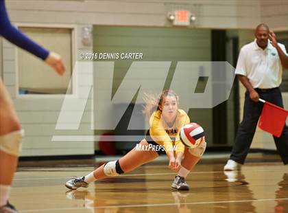 Thumbnail 2 in Savannah Christian vs. Calvary Day (GHSA 1A Final) photogallery.