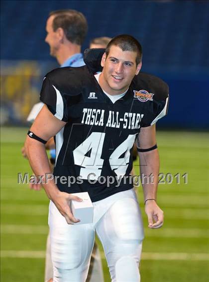 Thumbnail 1 in 2010 THSCA All-Star Football Game photogallery.