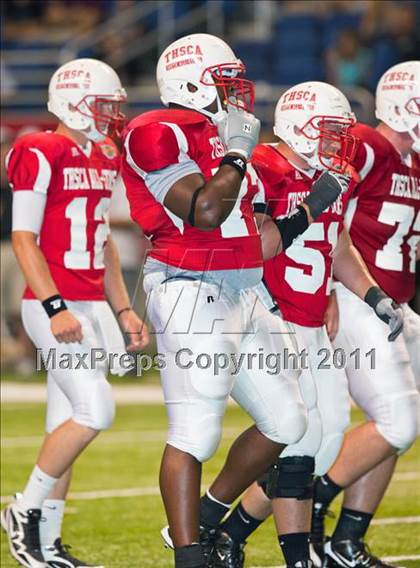 Thumbnail 2 in 2010 THSCA All-Star Football Game photogallery.