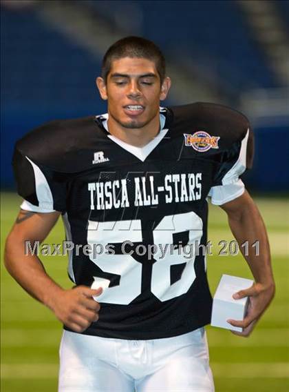 Thumbnail 3 in 2010 THSCA All-Star Football Game photogallery.