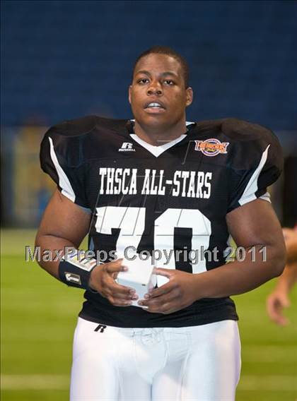 Thumbnail 1 in 2010 THSCA All-Star Football Game photogallery.