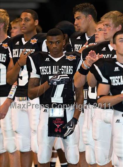 Thumbnail 1 in 2010 THSCA All-Star Football Game photogallery.