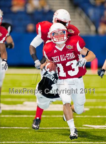 Thumbnail 1 in 2010 THSCA All-Star Football Game photogallery.