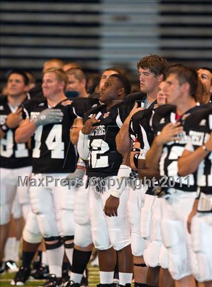Thumbnail 3 in 2010 THSCA All-Star Football Game photogallery.
