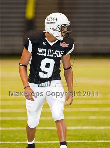 Thumbnail 2 in 2010 THSCA All-Star Football Game photogallery.