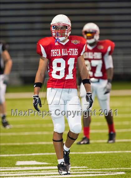 Thumbnail 3 in 2010 THSCA All-Star Football Game photogallery.