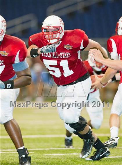 Thumbnail 1 in 2010 THSCA All-Star Football Game photogallery.