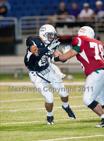 Thumbnail 3 in 2010 THSCA All-Star Football Game photogallery.
