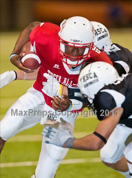 Thumbnail 3 in 2010 THSCA All-Star Football Game photogallery.