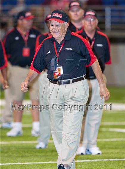 Thumbnail 1 in 2010 THSCA All-Star Football Game photogallery.