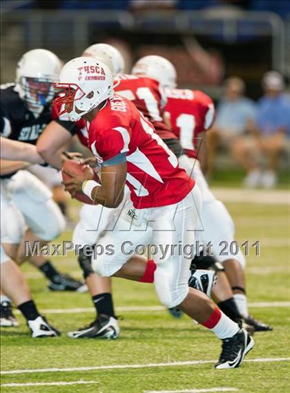 Thumbnail 1 in 2010 THSCA All-Star Football Game photogallery.