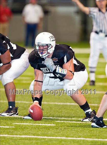 Thumbnail 2 in 2010 THSCA All-Star Football Game photogallery.
