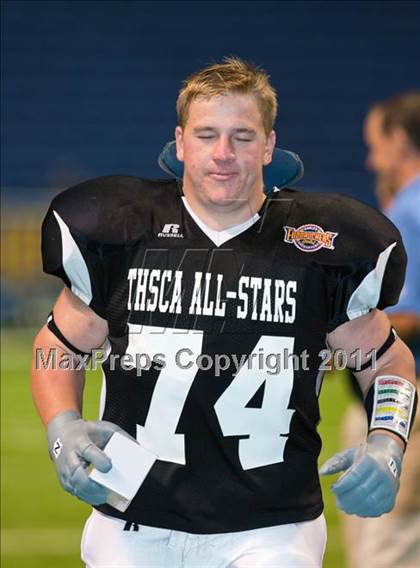 Thumbnail 2 in 2010 THSCA All-Star Football Game photogallery.