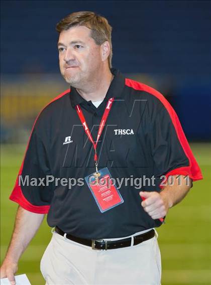 Thumbnail 1 in 2010 THSCA All-Star Football Game photogallery.