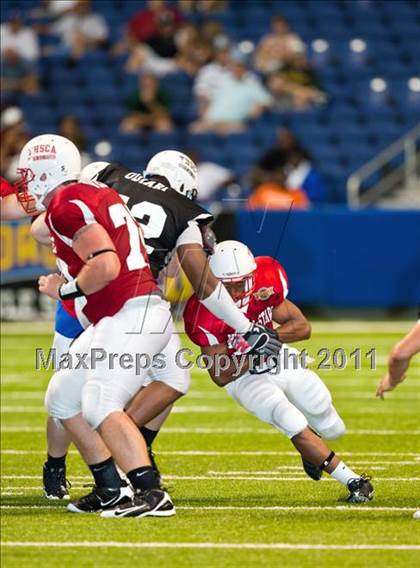 Thumbnail 1 in 2010 THSCA All-Star Football Game photogallery.