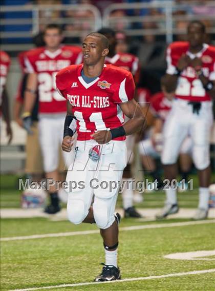 Thumbnail 3 in 2010 THSCA All-Star Football Game photogallery.