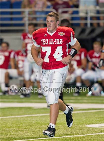 Thumbnail 2 in 2010 THSCA All-Star Football Game photogallery.