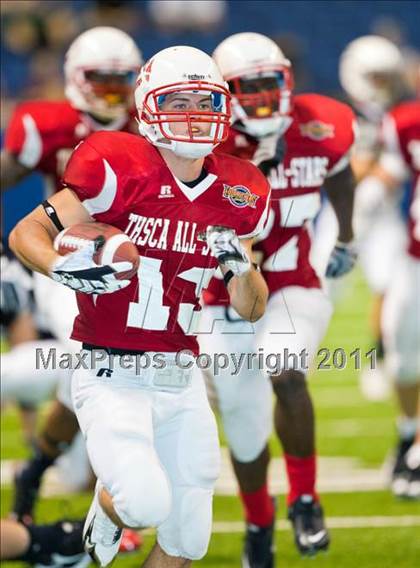 Thumbnail 2 in 2010 THSCA All-Star Football Game photogallery.