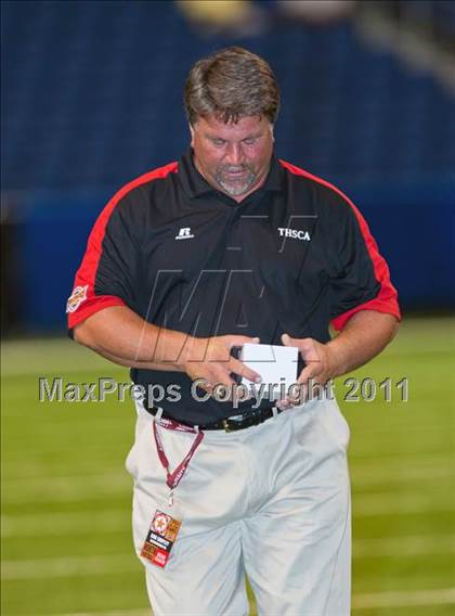 Thumbnail 3 in 2010 THSCA All-Star Football Game photogallery.