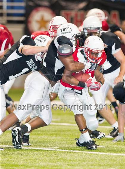 Thumbnail 1 in 2010 THSCA All-Star Football Game photogallery.