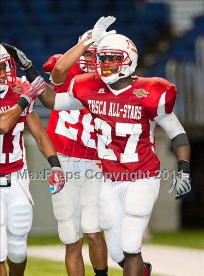 Thumbnail 3 in 2010 THSCA All-Star Football Game photogallery.