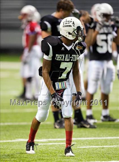 Thumbnail 3 in 2010 THSCA All-Star Football Game photogallery.