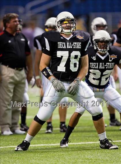 Thumbnail 3 in 2010 THSCA All-Star Football Game photogallery.