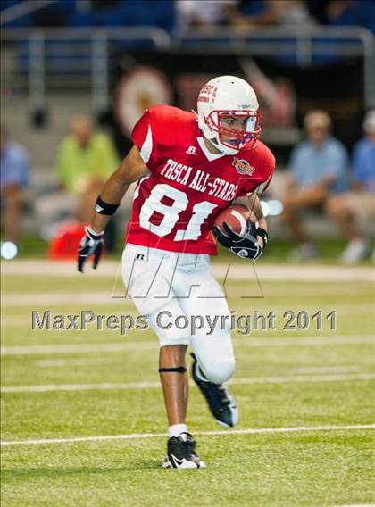 Thumbnail 2 in 2010 THSCA All-Star Football Game photogallery.