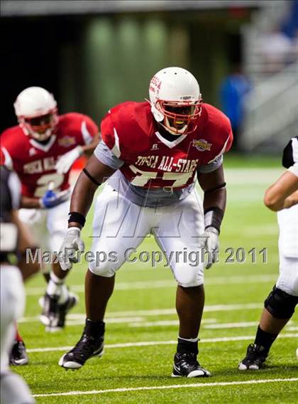 Thumbnail 3 in 2010 THSCA All-Star Football Game photogallery.