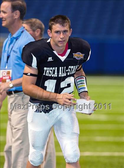 Thumbnail 2 in 2010 THSCA All-Star Football Game photogallery.