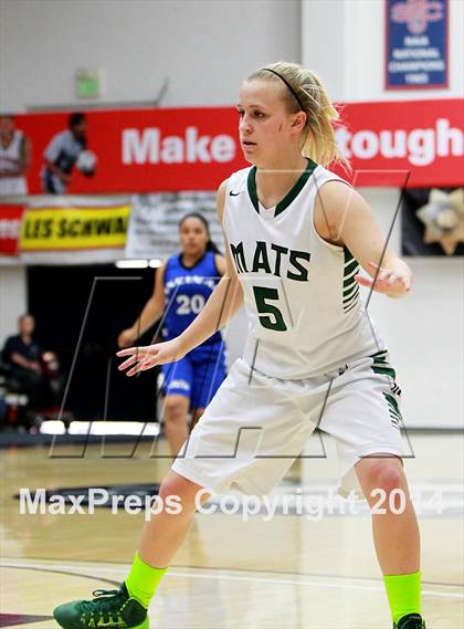 Thumbnail 1 in Miramonte vs. Encinal (CIF NCS D3 Final) photogallery.