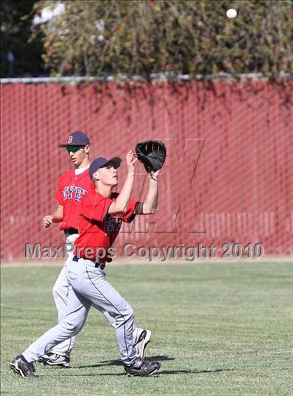 Thumbnail 1 in Deer Valley vs. Beyer (Righetti Spring Classic) photogallery.