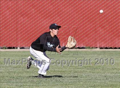 Thumbnail 3 in Deer Valley vs. Beyer (Righetti Spring Classic) photogallery.