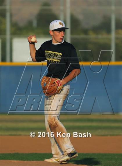 Thumbnail 1 in Golden Valley @ Camarillo (Valley Invitational Summer League) photogallery.