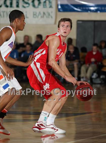 Thumbnail 3 in St. Raymond Boys vs. Mater Dei (City of Palms Classic) photogallery.
