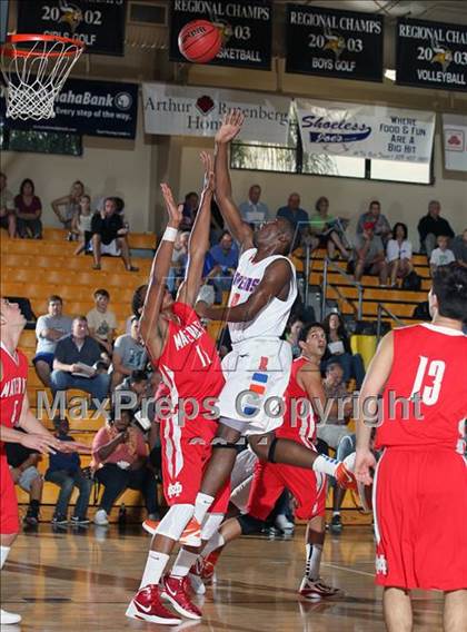 Thumbnail 3 in St. Raymond Boys vs. Mater Dei (City of Palms Classic) photogallery.