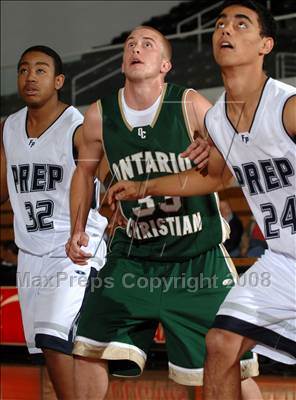 Thumbnail 3 in Flintridge Prep vs. Ontario Christian (SoCal Shootout) photogallery.