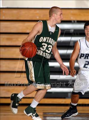 Thumbnail 1 in Flintridge Prep vs. Ontario Christian (SoCal Shootout) photogallery.