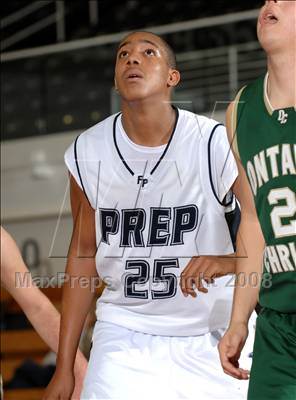 Thumbnail 3 in Flintridge Prep vs. Ontario Christian (SoCal Shootout) photogallery.
